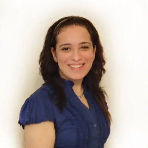 Karen Medhat - headshot